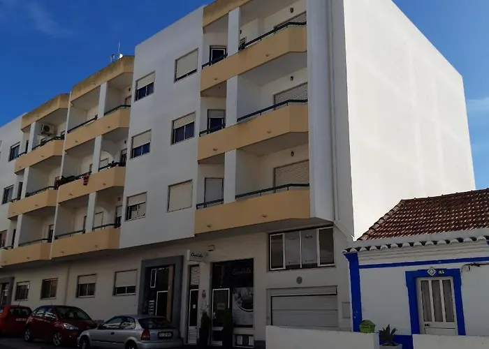 Ocean View Quartos 民宿 法鲁区