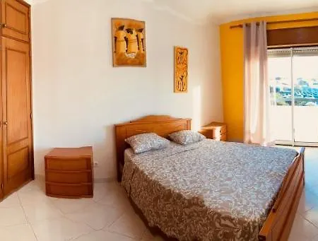 Ocean View Quartos *