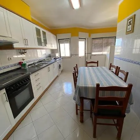 Ocean View Quartos *