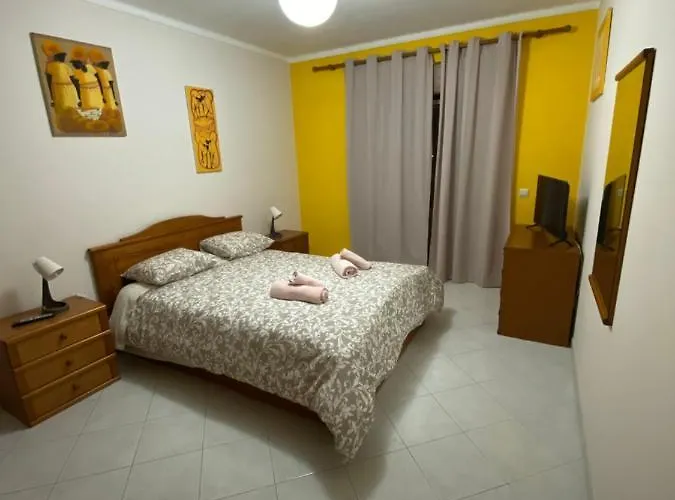 Rum i privatbostad Ocean View Quartos *